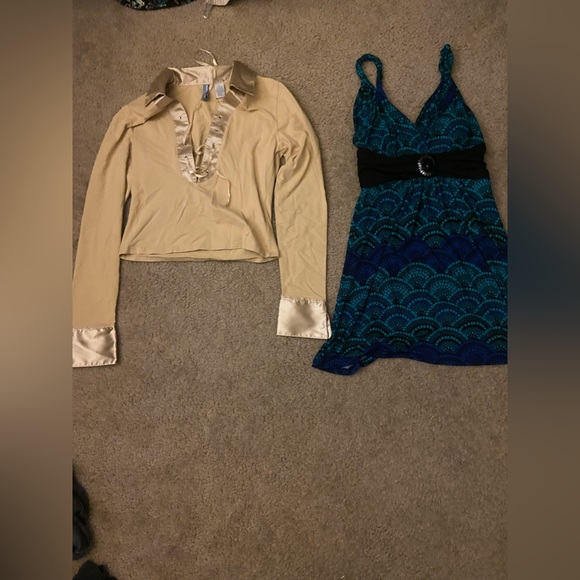 If you have any questions please call or text 716-259-0290 there are many shirts - Picture 7 of 16